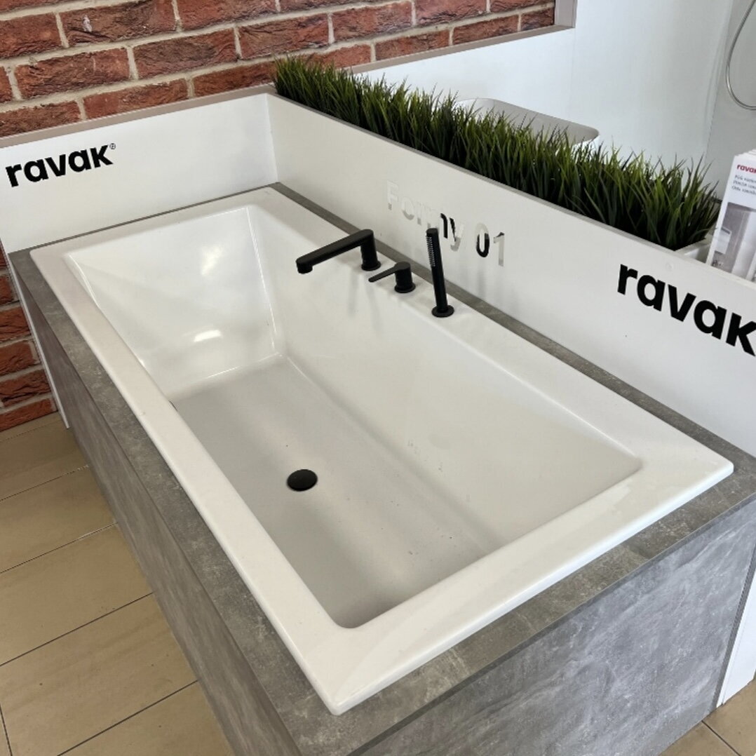 Ravak stačiakampė akrilinė vonia Formy 01 Slim 170x75cm su integruotu maišytuvu (iš ekspozicijos) Ravak stačiakampė akrilinė vonia Formy 01 Slim 170x75cm su integruotu maišytuvu (iš ekspozicijos)
